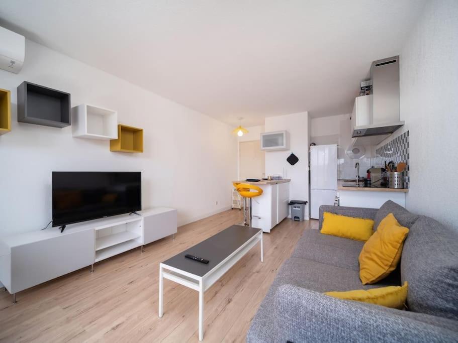 Appartement Tout Equipe Climatise Terrasse Hopital De La Timone Marsiglia Esterno foto